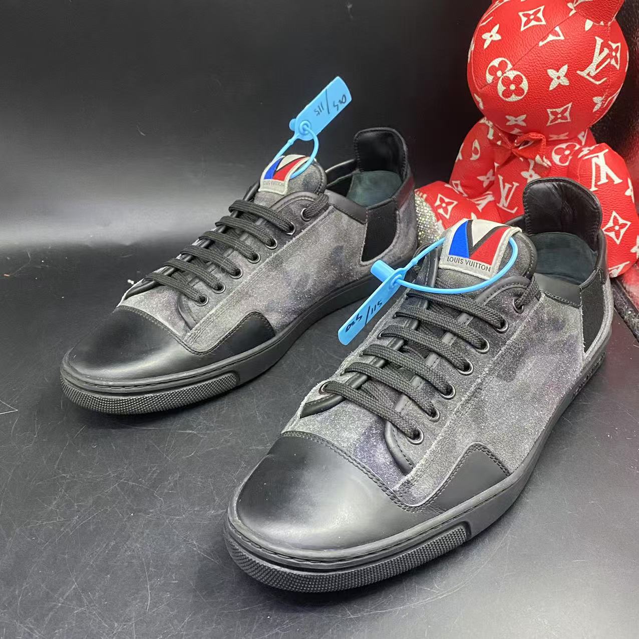 95新 LouisVuitton/路易威登 【聚星福利】黑迷彩贝壳头板鞋42.5码