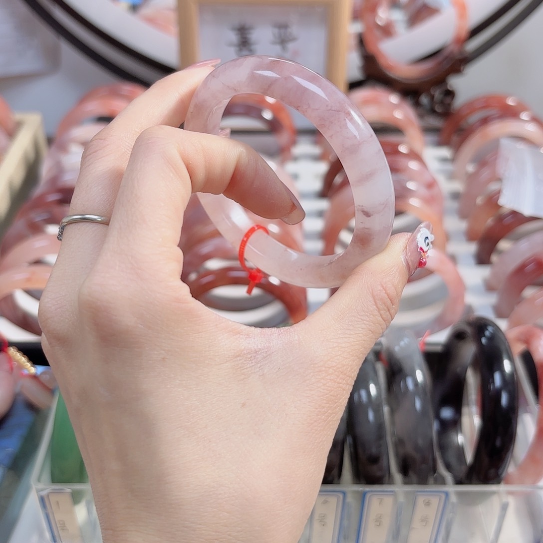 石英质玉手镯未镶嵌C***y