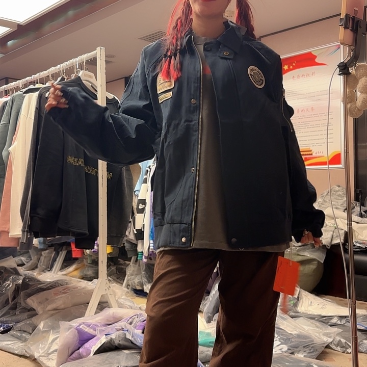 夹克外套藏蓝色 XL 最大穿到 180