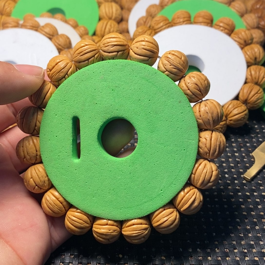 …***.桃核吊坠桃核手串