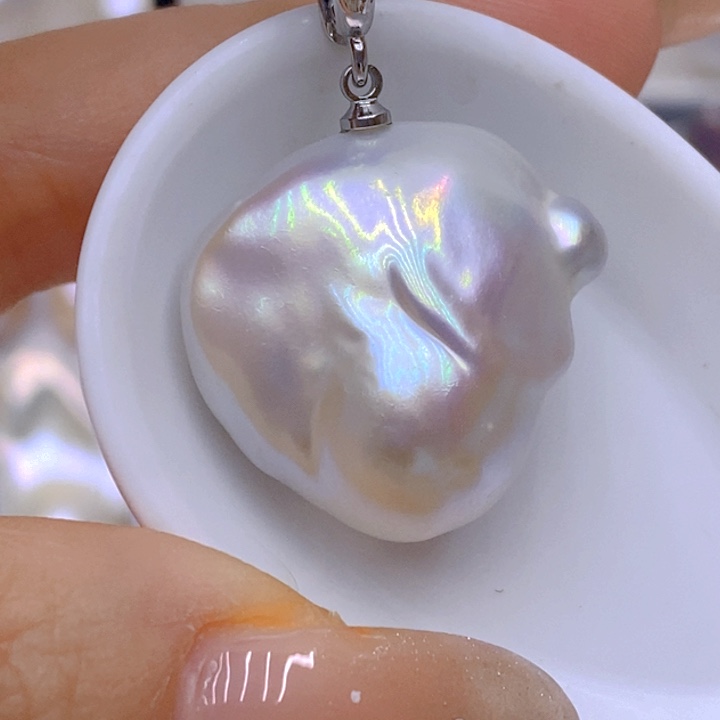 淡水珍珠吊坠(赠链)未镶嵌