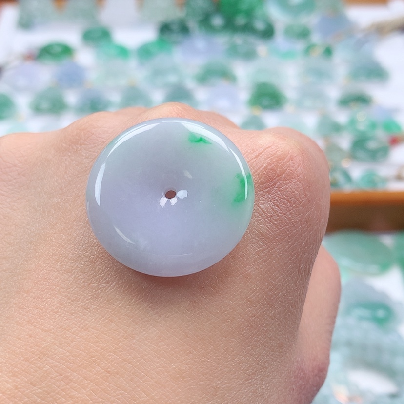 【闪购商品】翡翠吊坠(不含链)未镶嵌