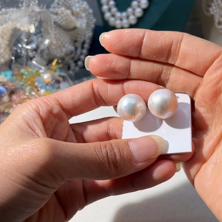 淡水珍珠胸饰银S925镶嵌娜*?