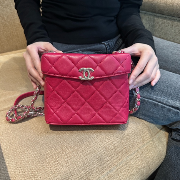 95新 Chanel/香奈儿 98新 上海包展/盒子包/成色直播间为准