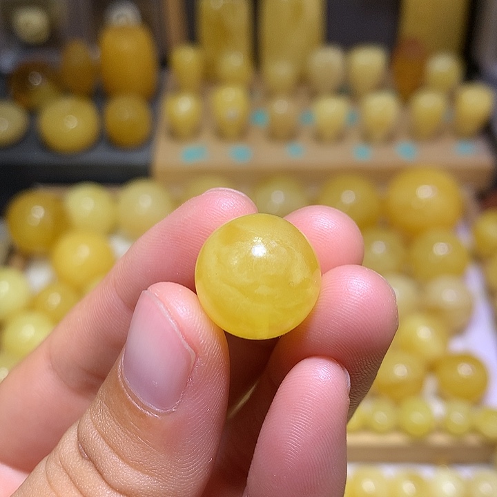 裸石蜜蜡未镶嵌天然俄料蜜蜡鸡油黄微瑕圆珠16+