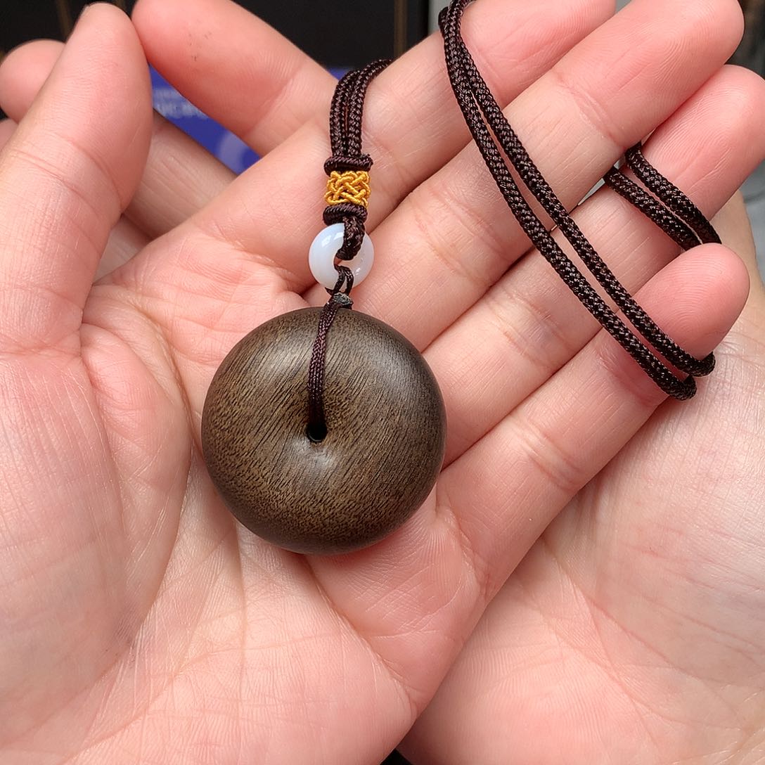 沉香吊坠越南芽庄白棋楠平安扣