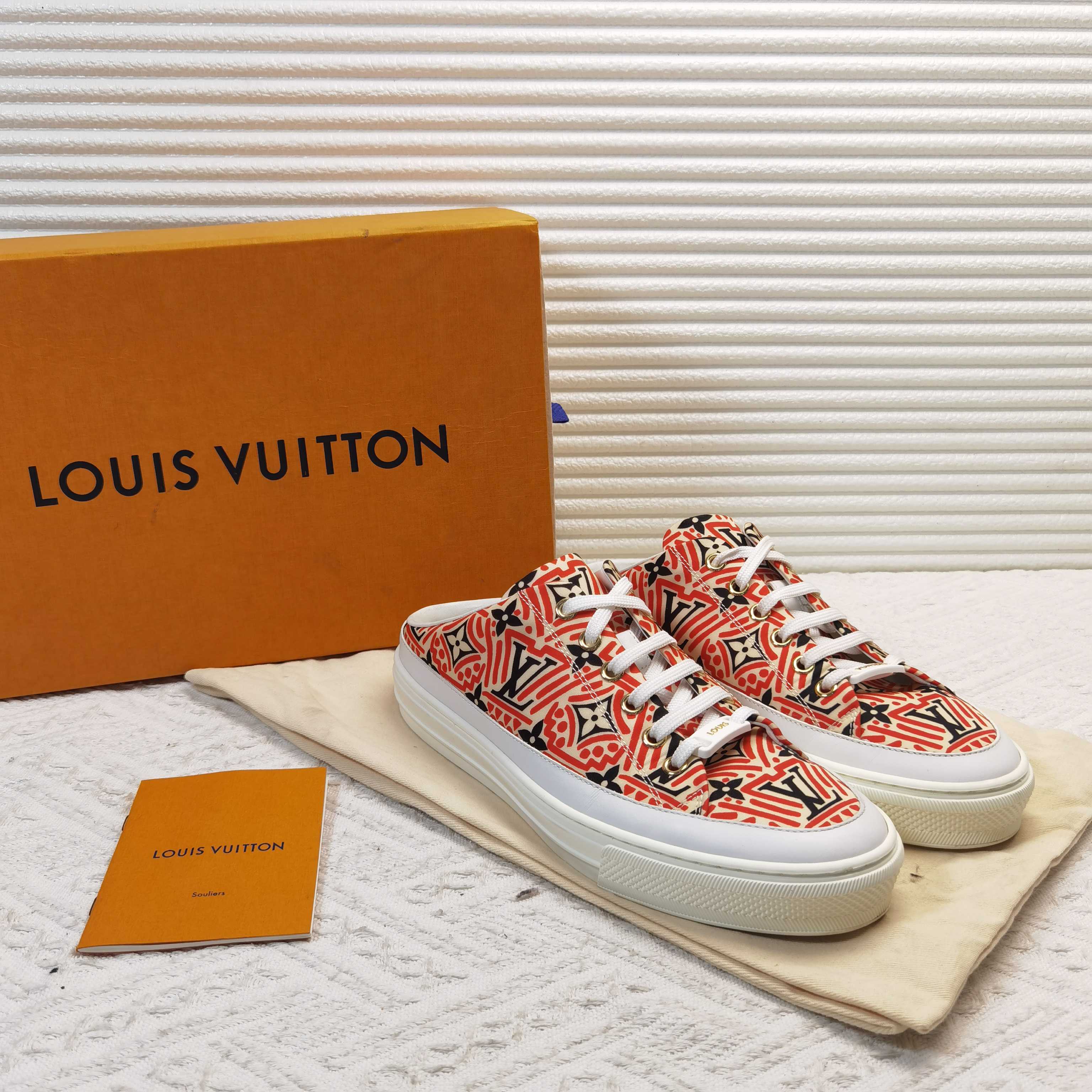 95新 LouisVuitton/路易威登 路易威登crafty stellar运动半拖鞋