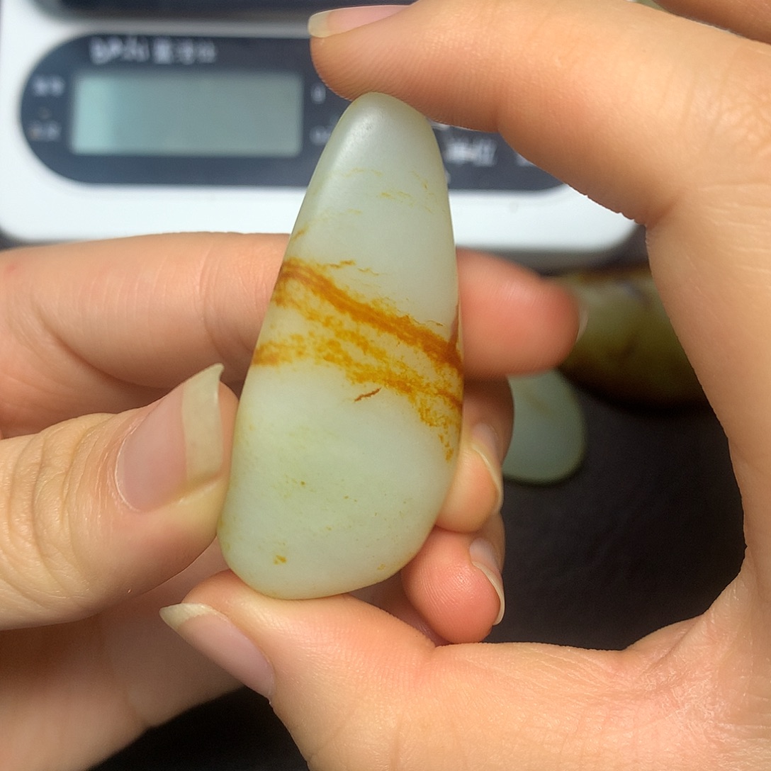 亽***。和田玉（糖玉）未镶嵌挂件