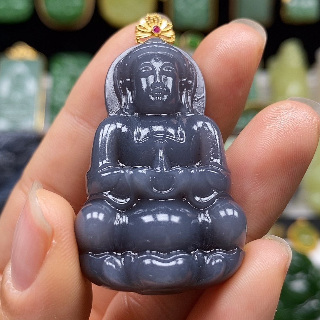 和田玉18K金镶嵌颈饰