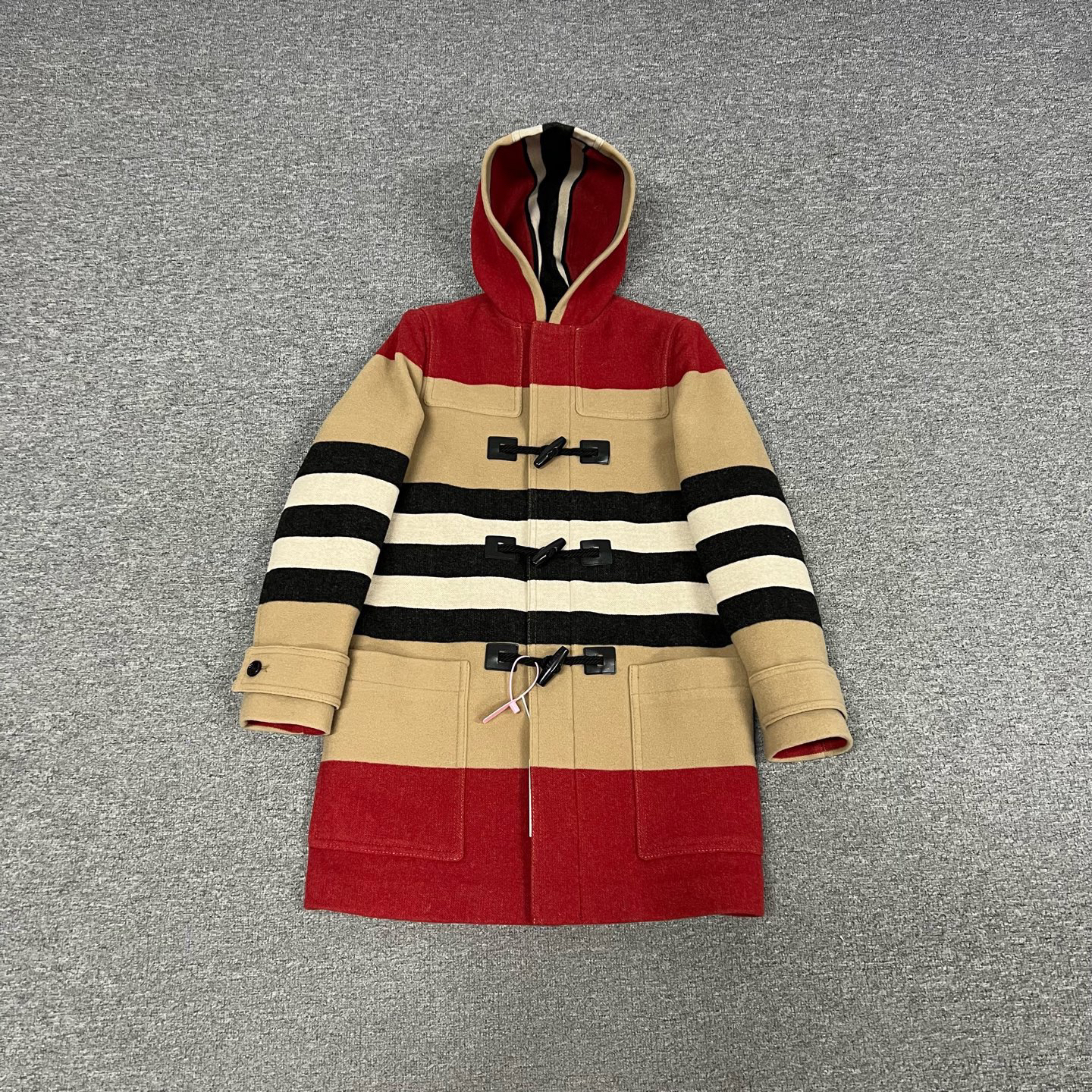 99新 AMIPARIS Burberry  牛角扣羊毛大衣