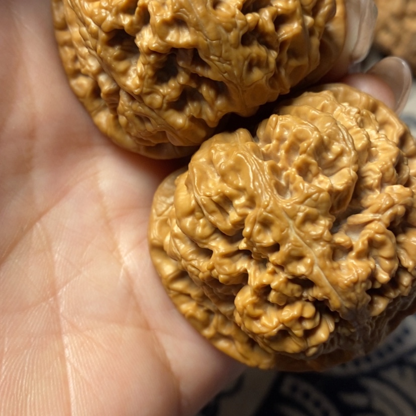 【闪购商品】文玩核桃吊坠奋****年粗筋 花