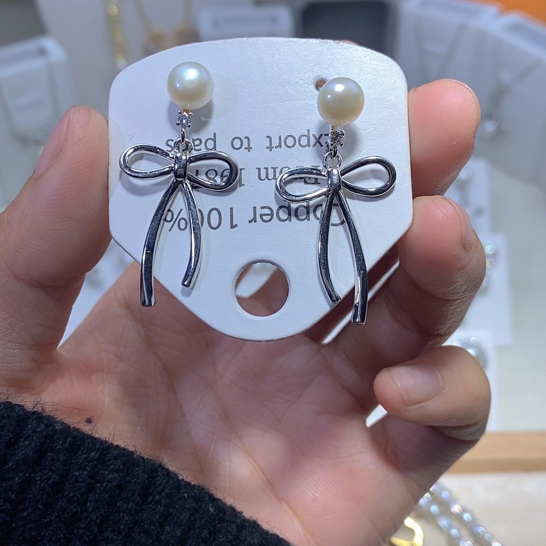 耳饰未镶嵌淡水珍珠