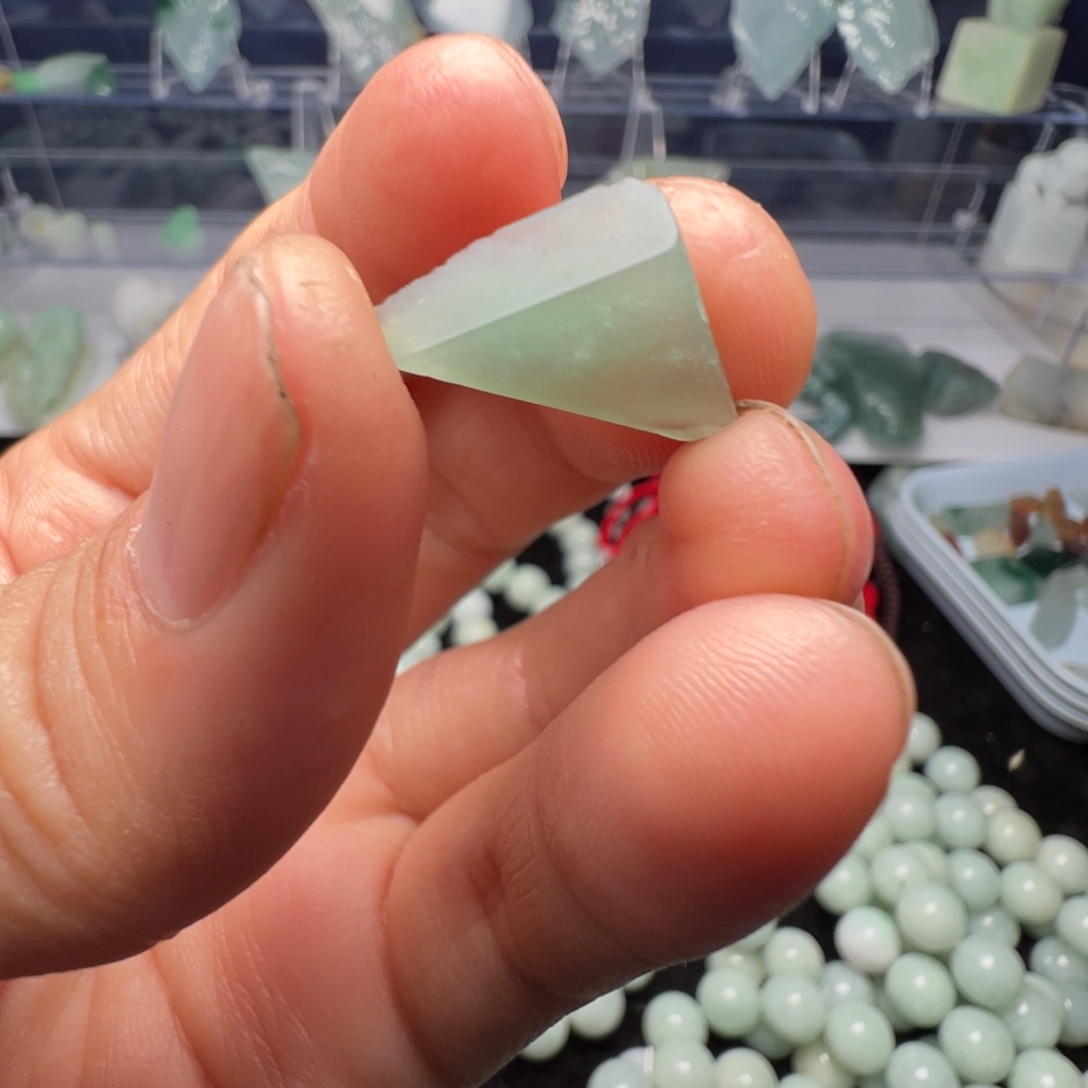 翡翠裸石缅甸翡翠A货