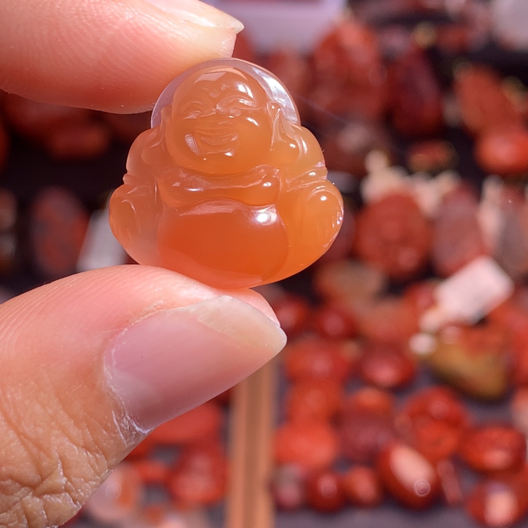 南红玛瑙未镶嵌珠宝半成品佛