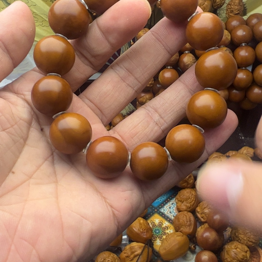 橄榄核手串/手链1.8铁盒光洙瑕疵