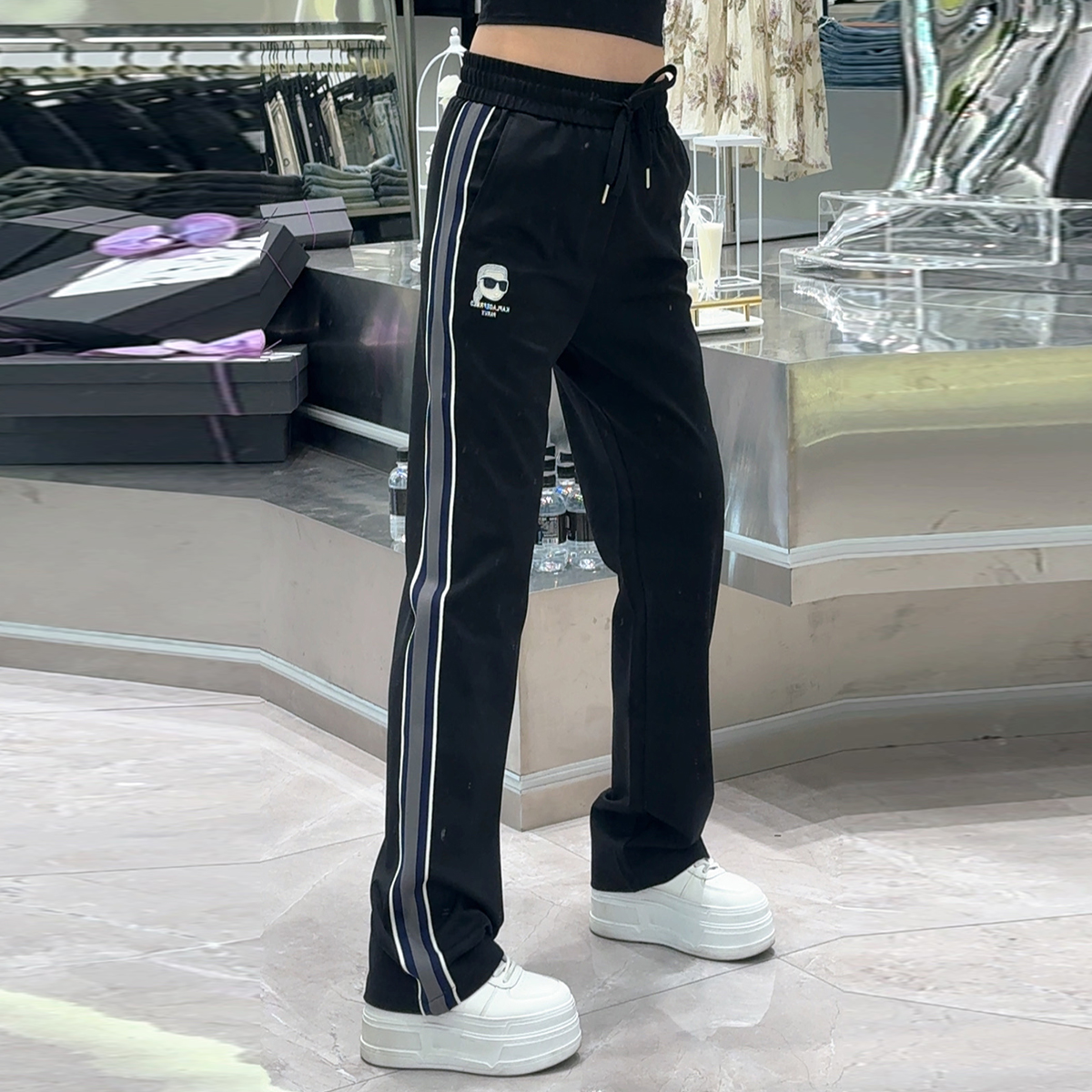 【华尔街名品】2025春夏新款男士潮牌个性条纹印花时尚休闲裤