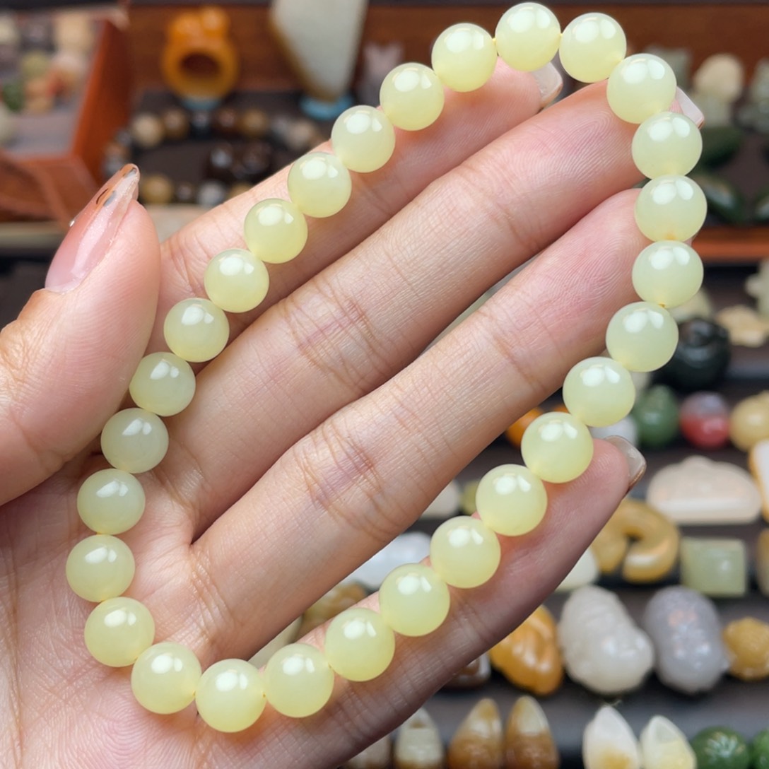 和田玉颈饰未镶嵌