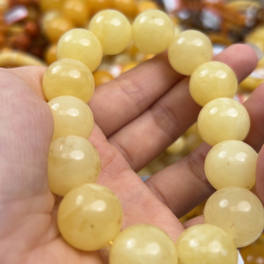 未镶嵌琥珀珠宝奇石