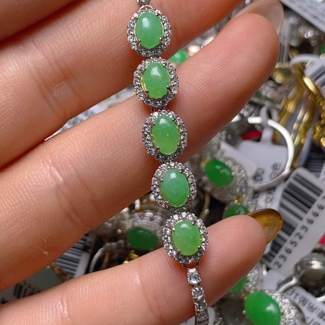 银S925镶嵌戒指翡翠百内无证书