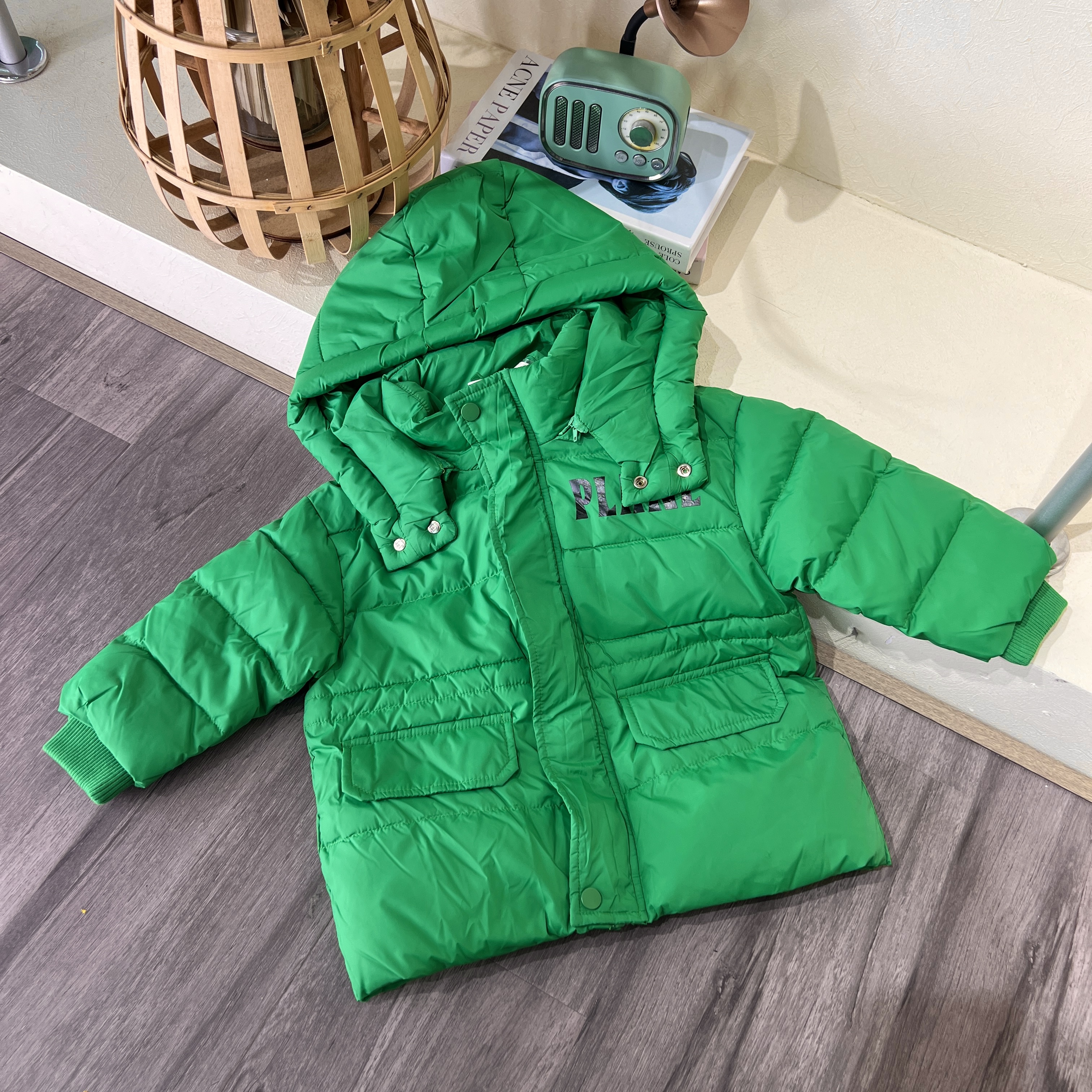 B386实体品牌童装羽绒服