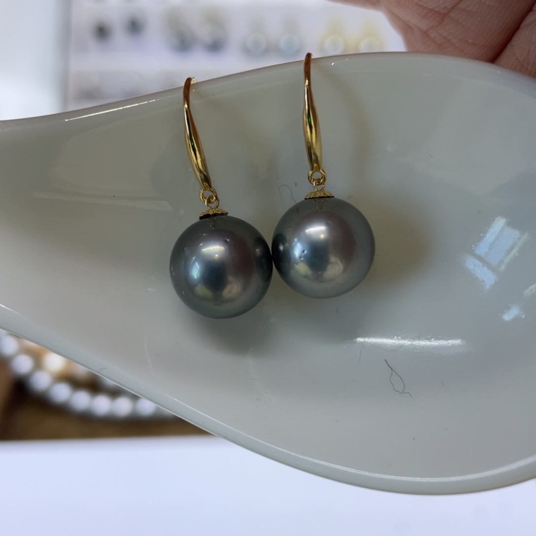 耳饰18K金镶嵌海水珍珠