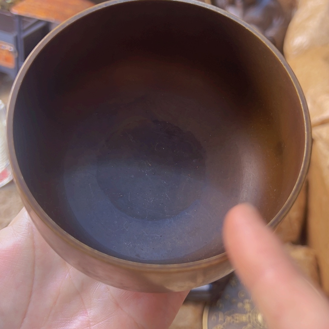 原矿风磨铜紫金钵盂