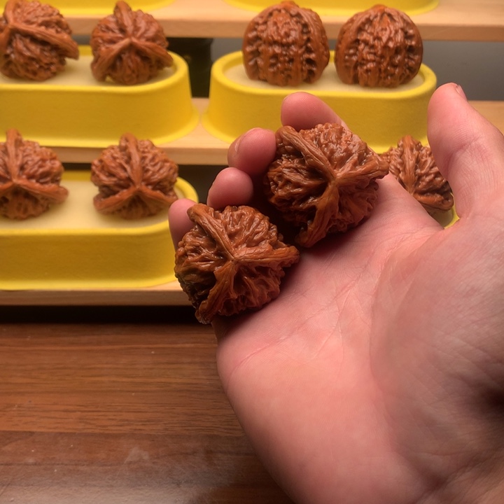 老***猫文玩核桃吊坠核桃