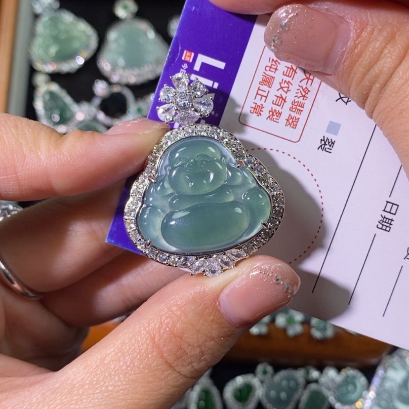 【闪购商品】翡翠颈饰未镶嵌天然