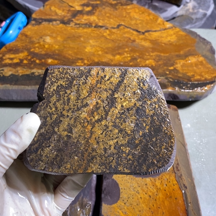 P***o其它金属端砚原材料