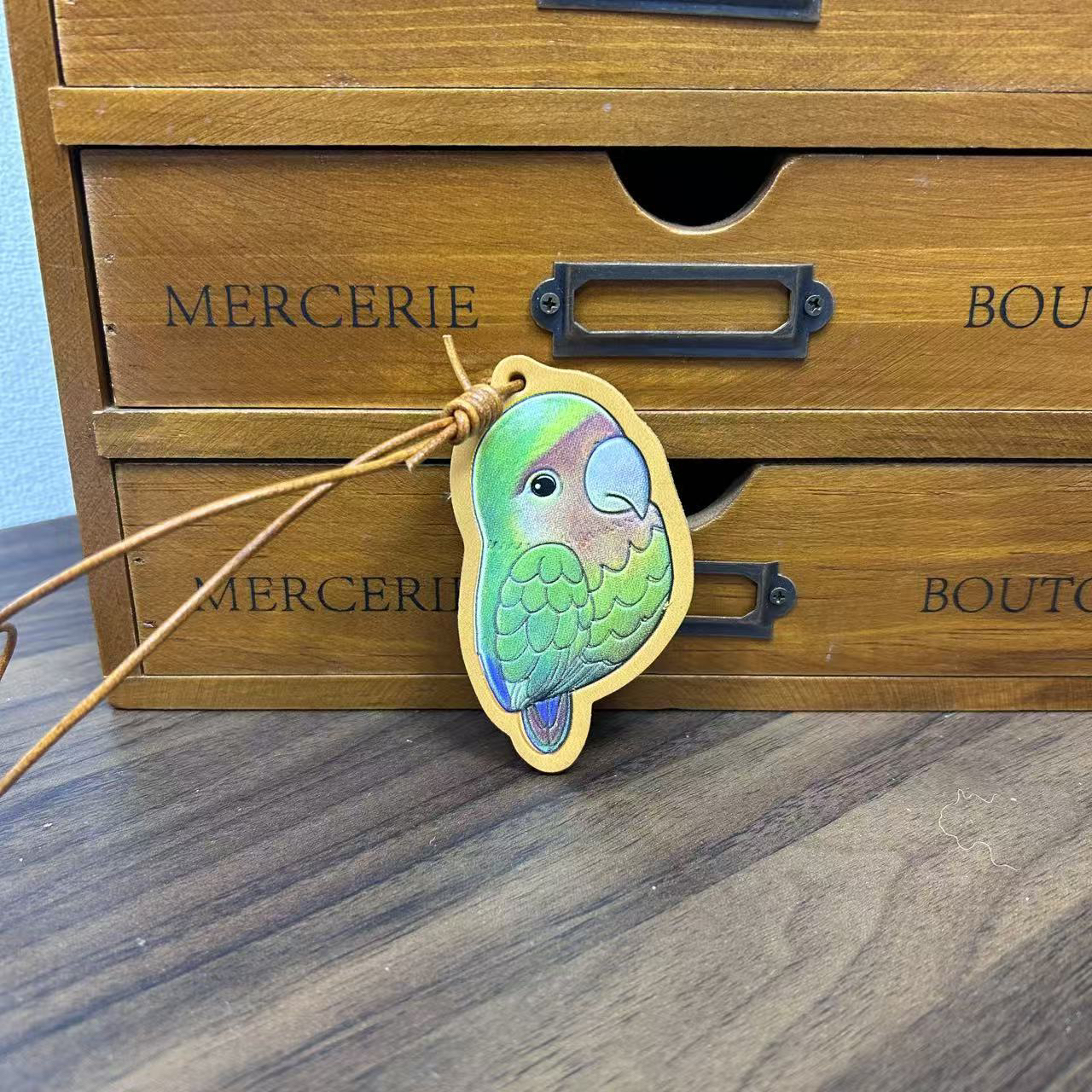 玄凤挂件（双面压模工艺 两面边缘宽度不一致 介意勿拍）85406