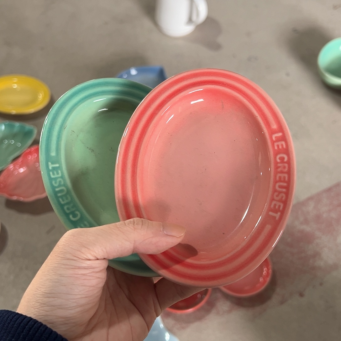 陶瓷 椭圆小碟 深粉 青羽