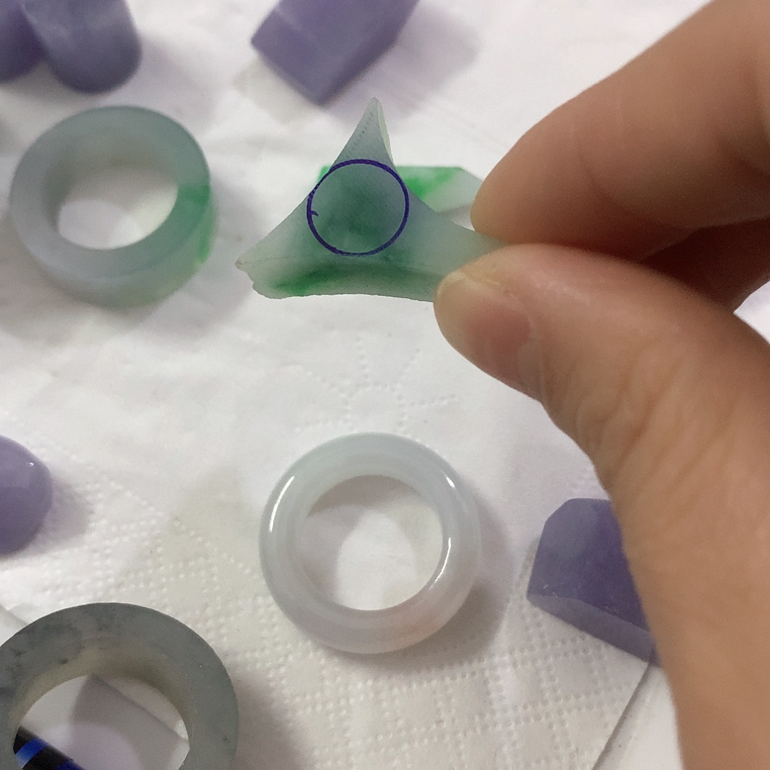 颈饰未镶嵌翡翠天然翡翠