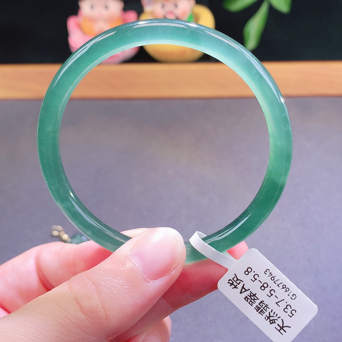 翡翠未镶嵌手镯天然翡翠