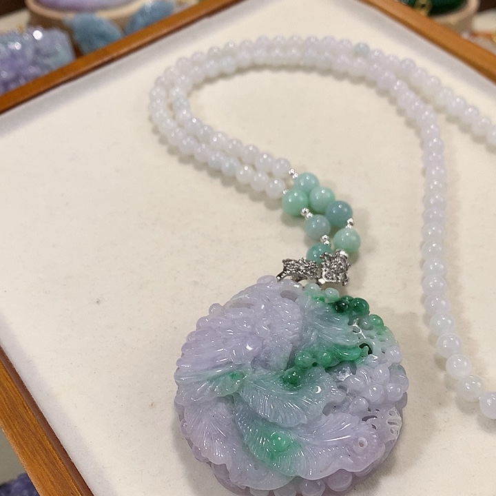 翡翠未镶嵌颈饰翡翠吊坠