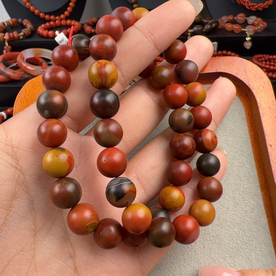 黑***莲南红玛瑙未镶嵌（大山包包浆单圈9+多样性发一）