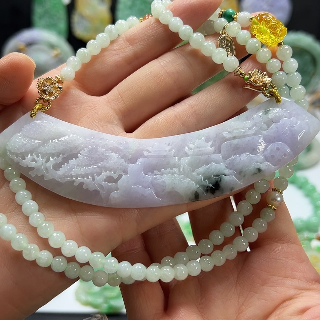 翡翠未镶嵌颈饰吊坠