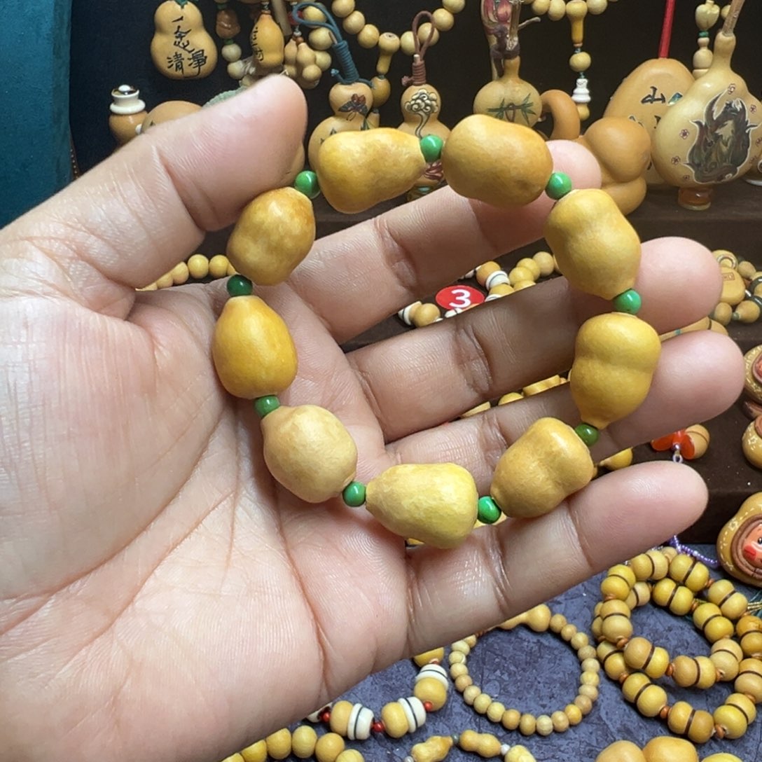 且***心草里金花9颗小胖墩