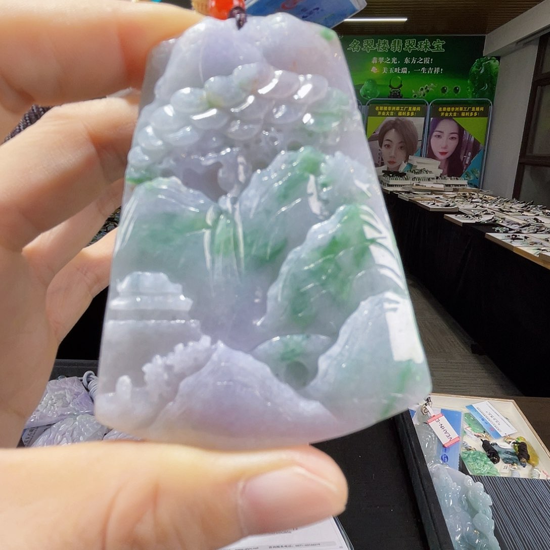 颈饰未镶嵌翡翠一