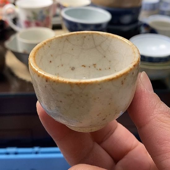 漫***…   中古物品默认微瑕，谨慎参拍，满18包邮！