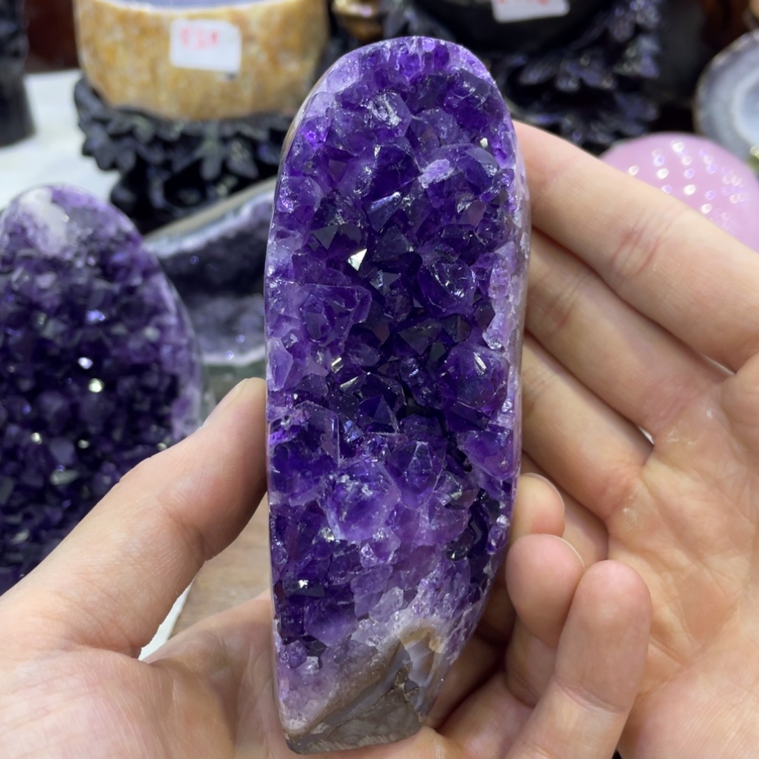 未镶嵌水晶珠宝半成品