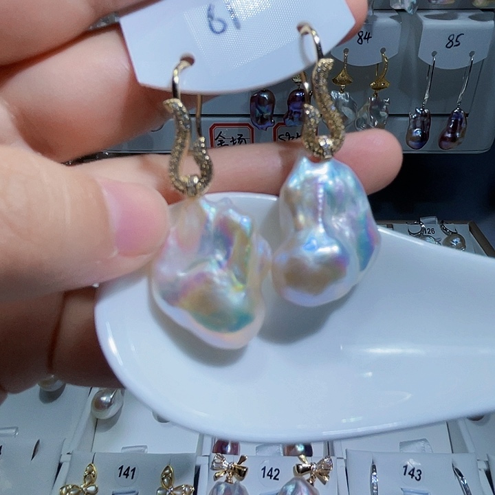 淡水珍珠耳饰未镶嵌蝶**扬