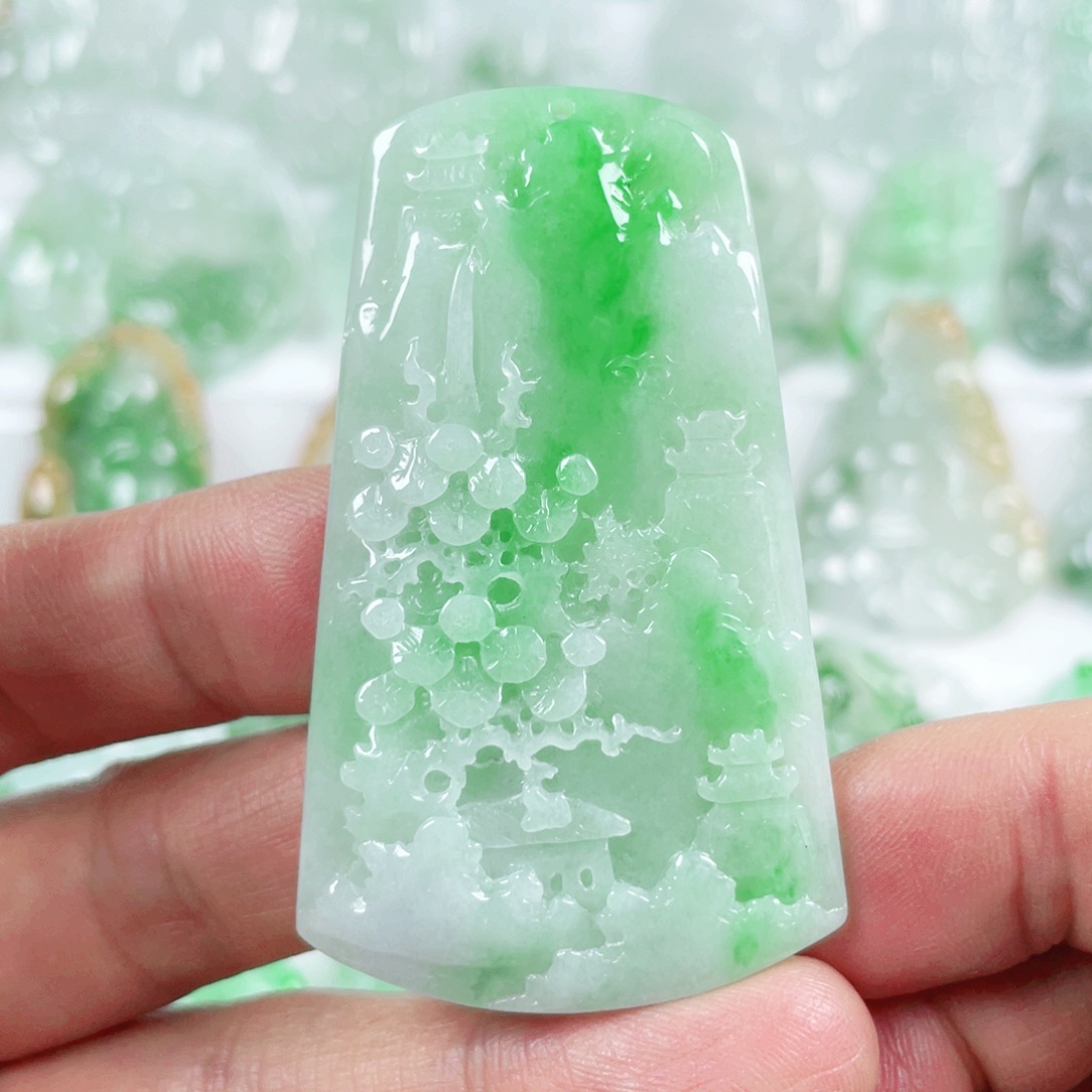 翡翠吊坠(不含链)未镶嵌