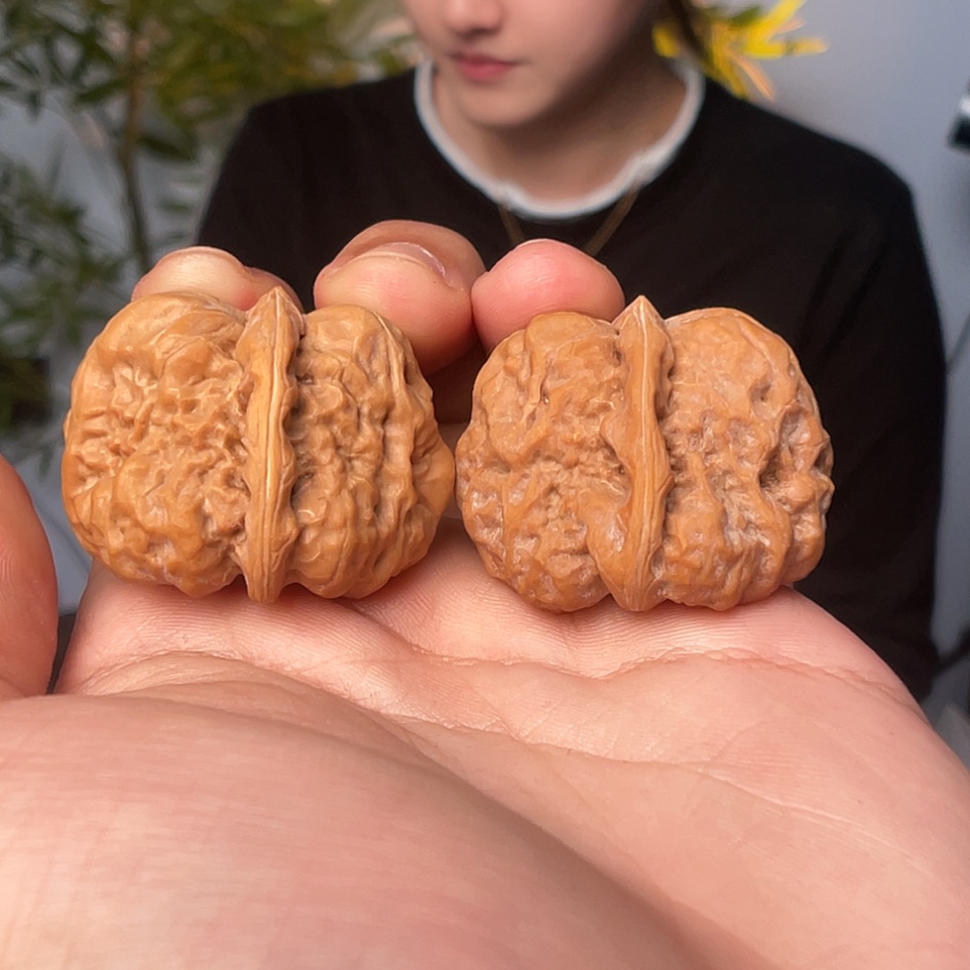 文玩核桃把件蛤蟆头