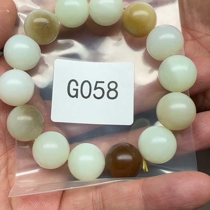 和田玉（糖玉）珠宝半成品未镶嵌撷**来