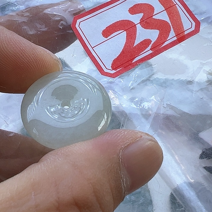 翡翠颈饰未镶嵌天然缅甸翡翠吊坠