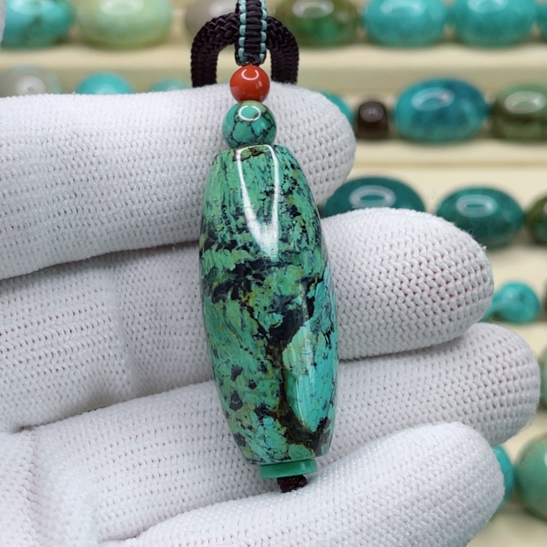 未镶嵌绿松石珠宝奇石