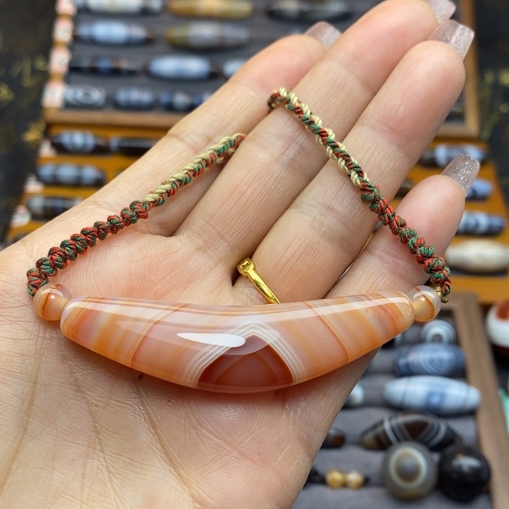 玛瑙/玉髓颈饰未镶嵌