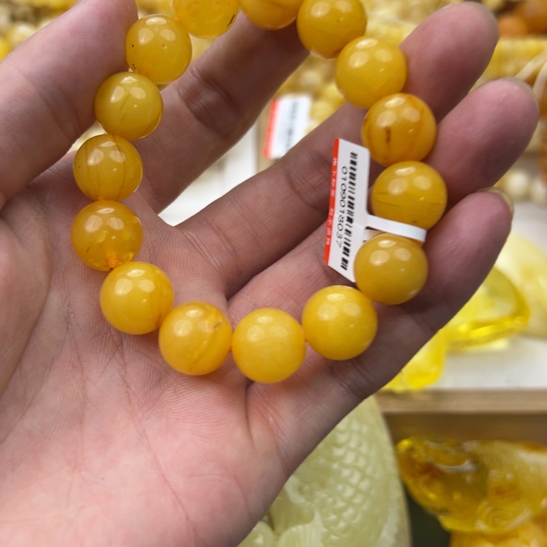 琥珀珠宝奇石未镶嵌