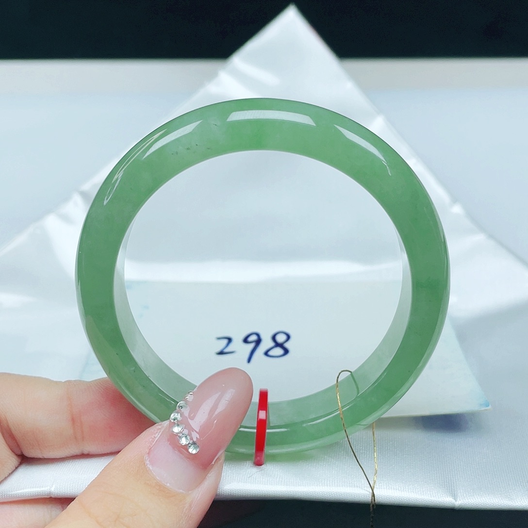 翡翠未镶嵌手镯 正圈53+