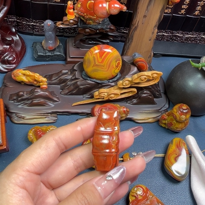 玛瑙/玉髓未镶嵌颈饰